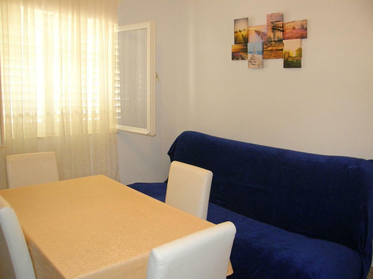 Apartments Dijo Primošten Стая снимка