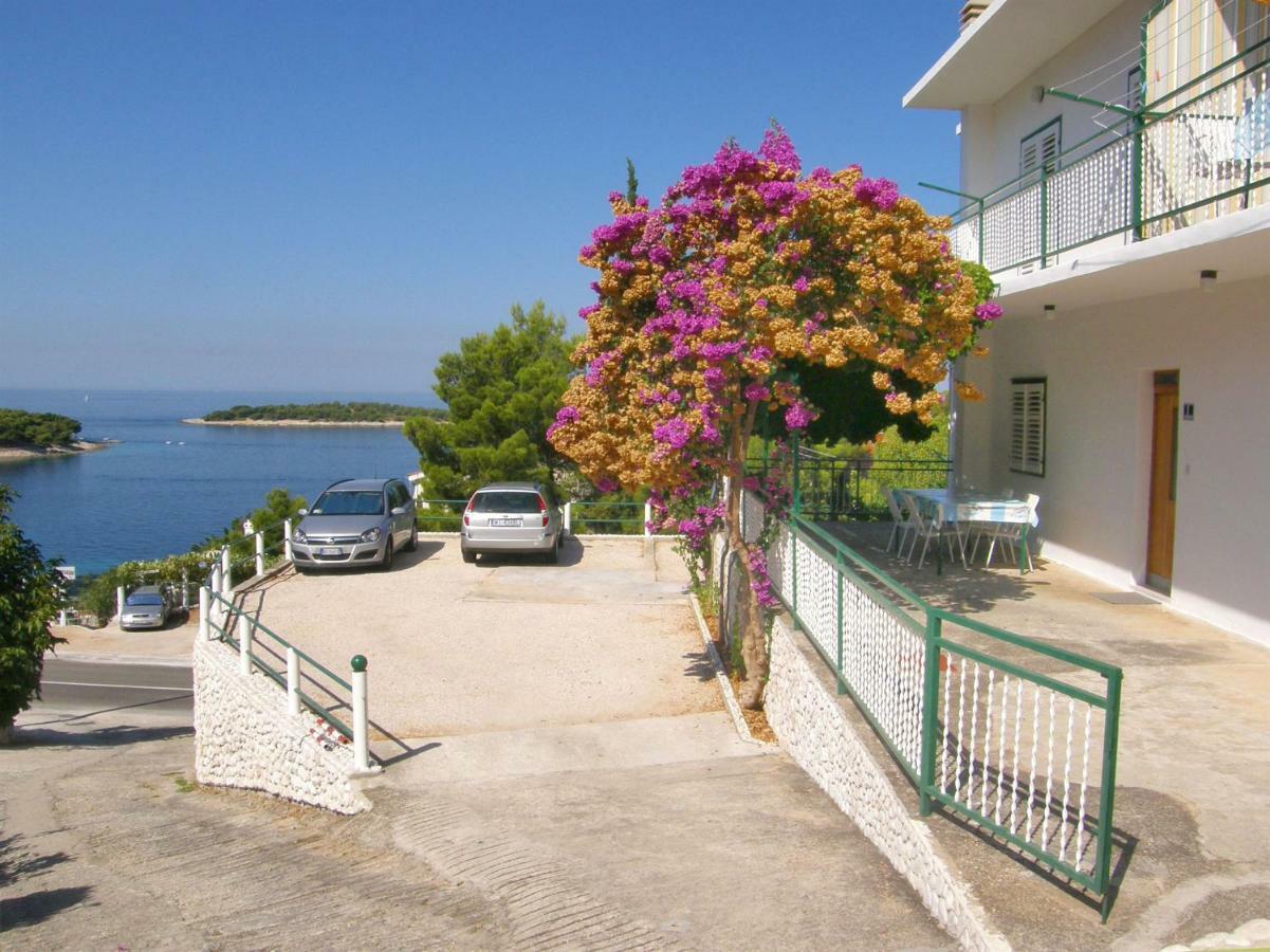 Apartments Dijo Primošten Екстериор снимка